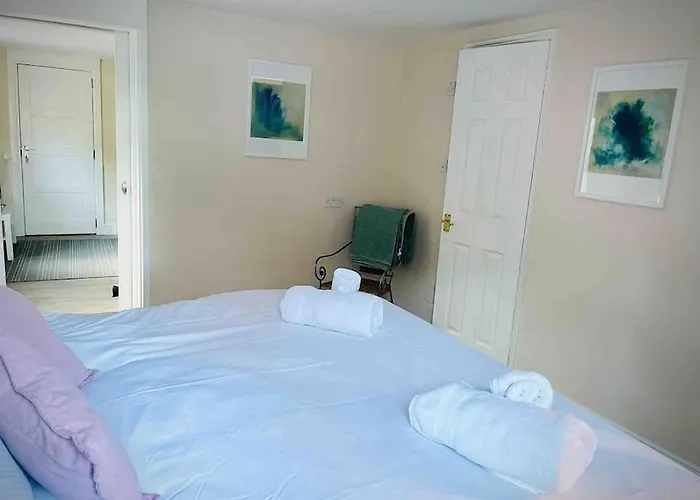 Quiet And Cosy Flat, Close To Bath Centre