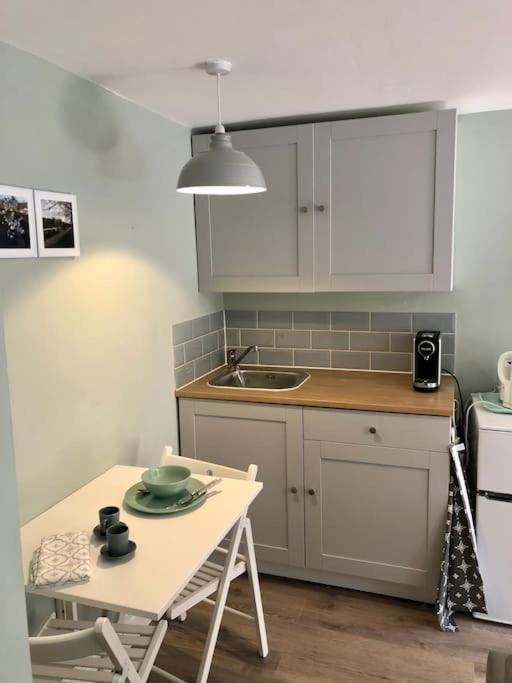 Apartment Quiet And Cosy Flat, Close To Centre *